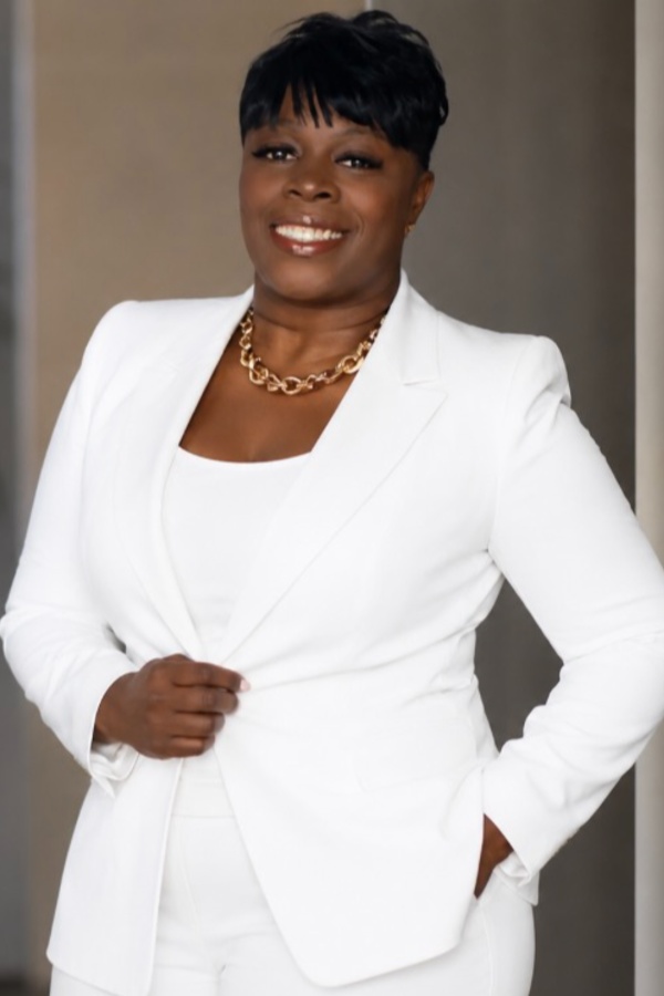 Cruise Brothers Travel Agent Crystal Rose